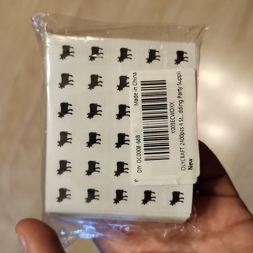 Food preference sticker size small for name tag.